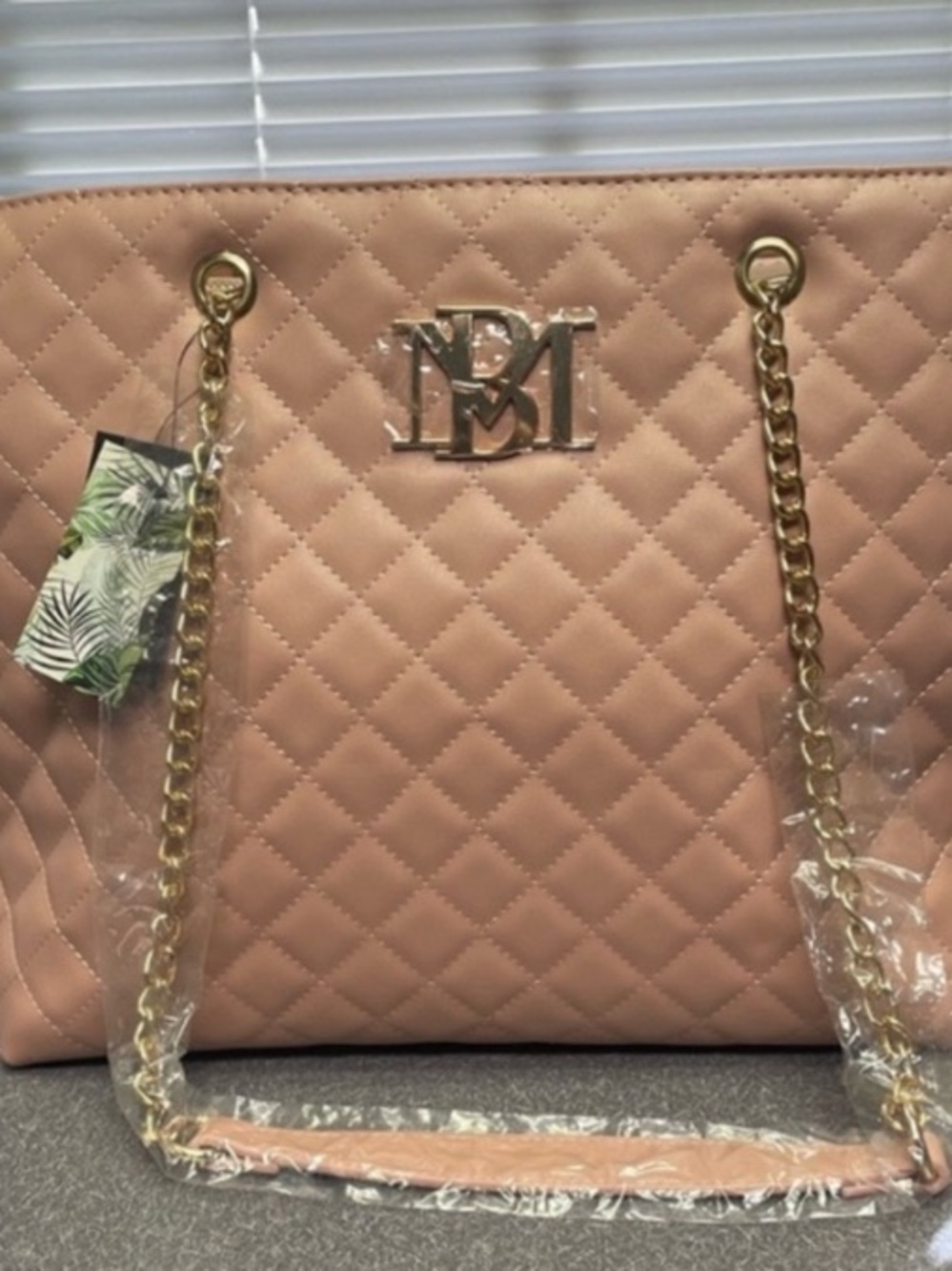 Badgley Mischka Quilted Blush Tote with Gold Chain Handles - Picture 4 of 4